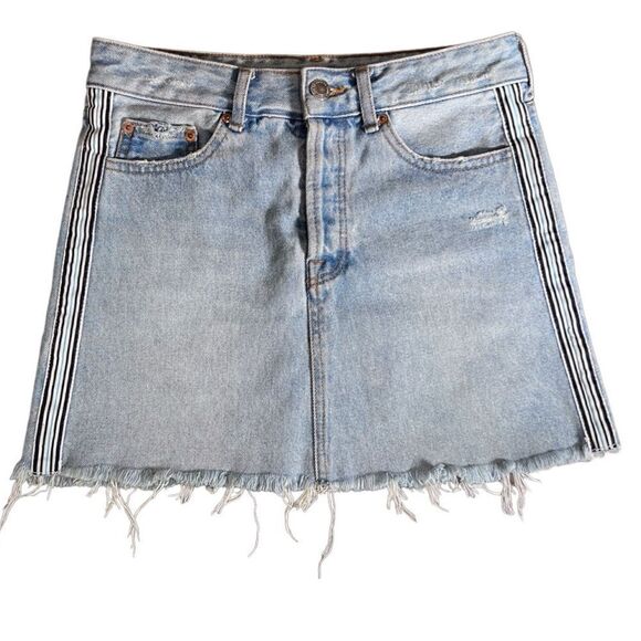 Bershka denim mini jean skirt distressed size 2 - Picture 2 of 12